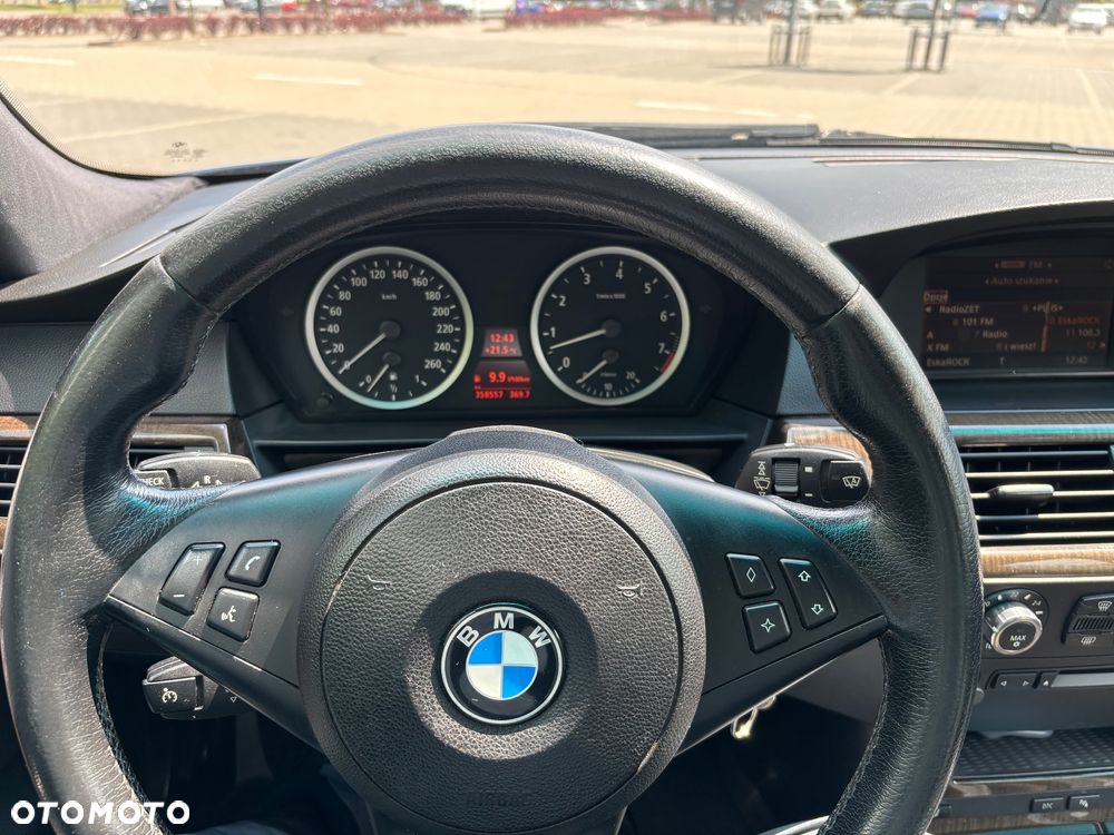 BMW Seria 5 530i - 7
