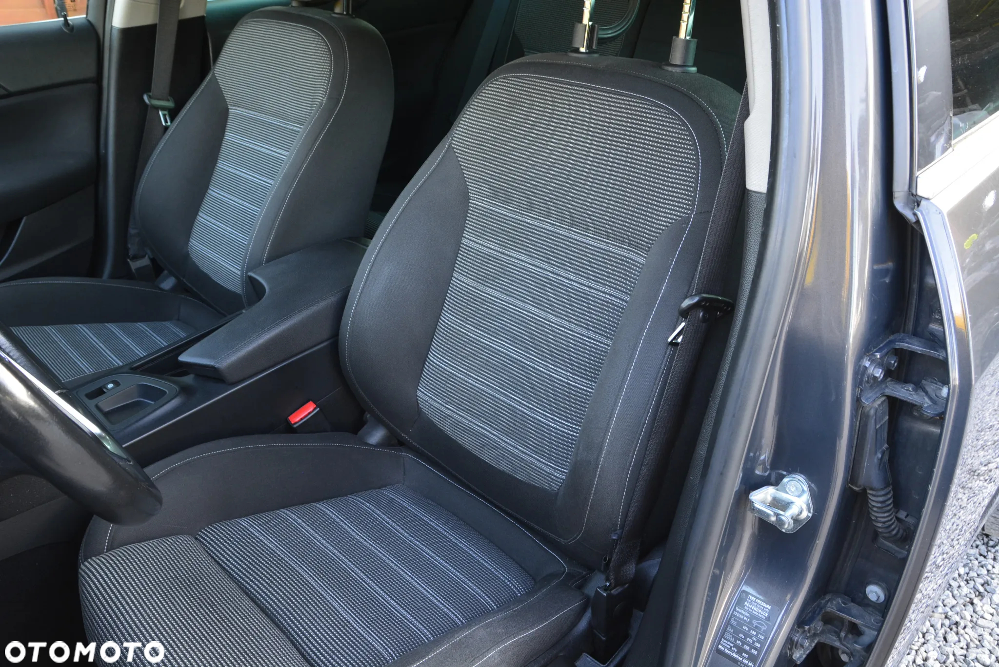 Opel Insignia 2.0 CDTI Cosmo - 29