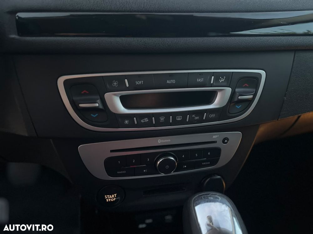 Renault Megane ENERGY dCi 110 EDC BOSE EDITION - 17