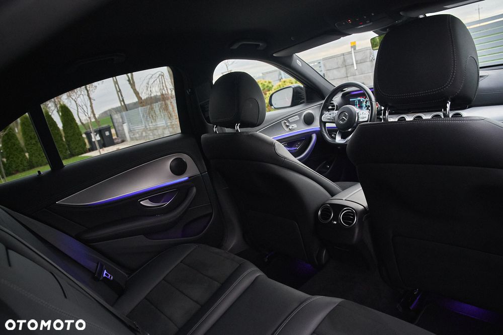 Mercedes-Benz Klasa E 220 d 4-Matic AMG - 4