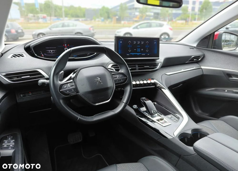 Peugeot 3008 - 11