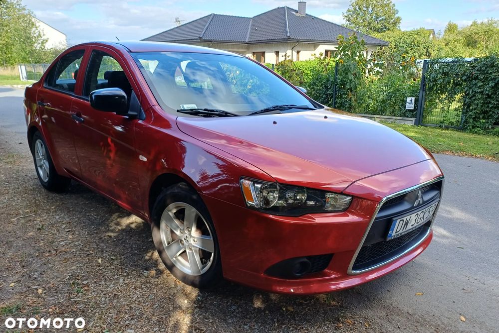 Mitsubishi Lancer - 1