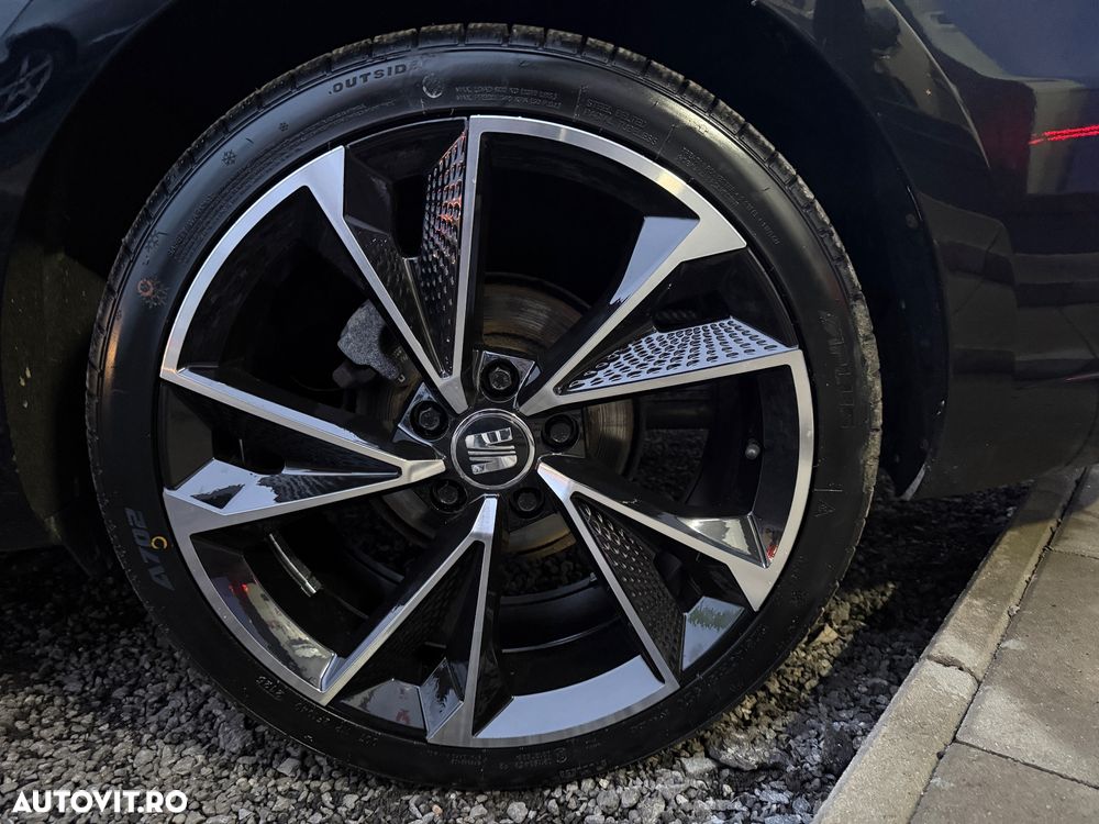 Seat Leon 2.0 TDI DPF FR Black Matt Edition - 19