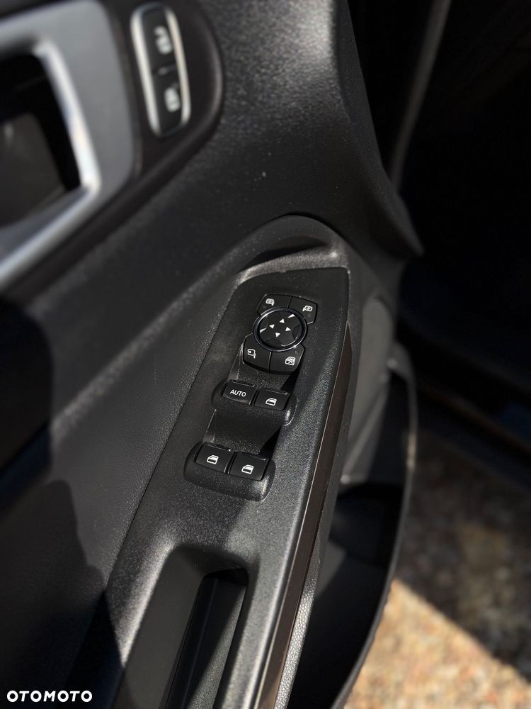 Ford EcoSport 1.0 EcoBoost COOL&CONNECT - 12