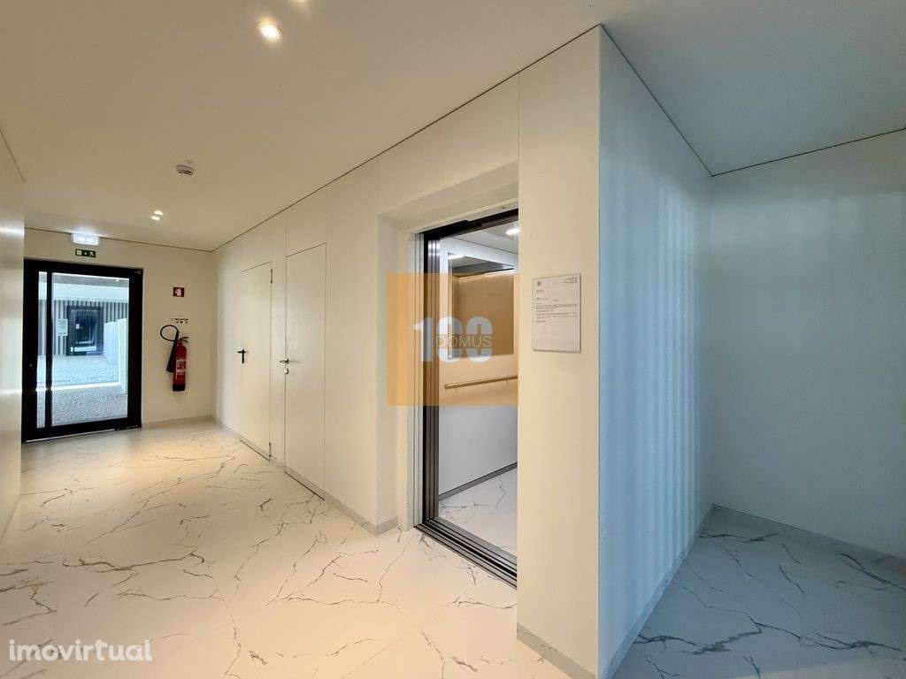 T4 novo com terraço na Seca do Bacalhau - Grande imagem: 5/45