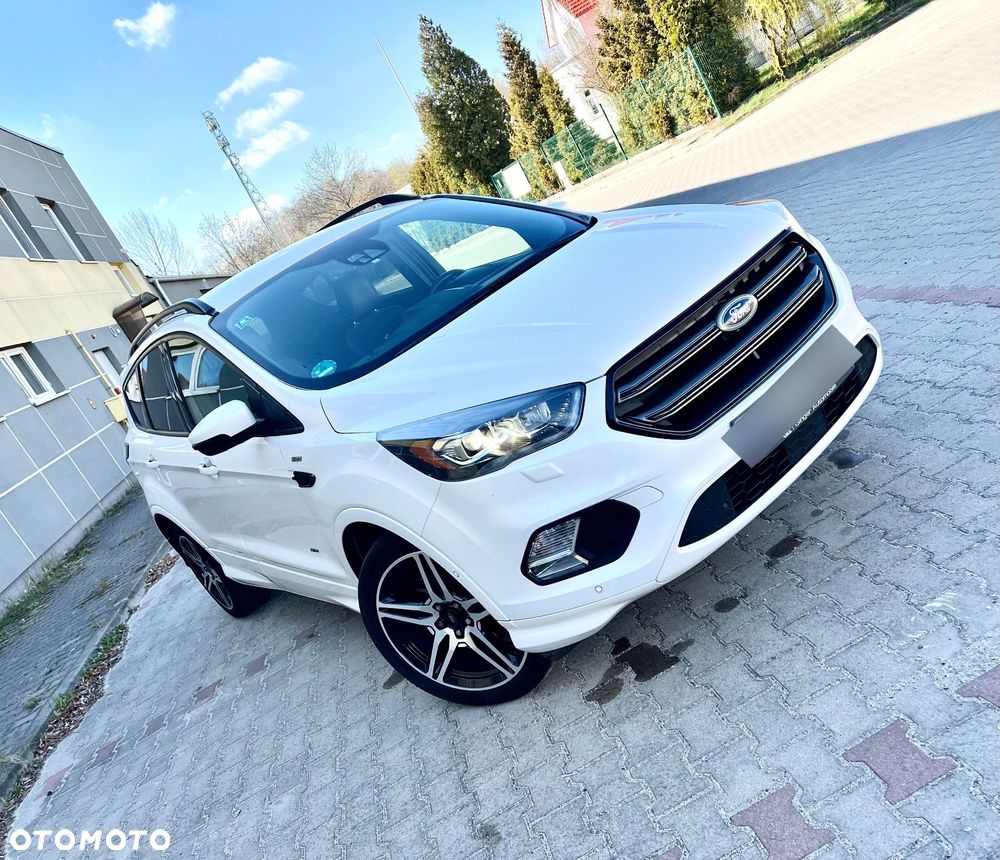 Ford Kuga 2.0 TDCi 4x4 ST-Line - 39