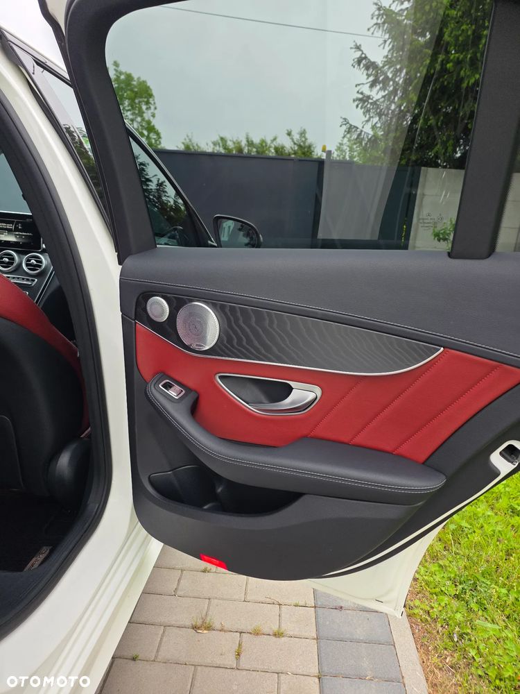 Mercedes-Benz Klasa C AMG 43 4Matic 9G-TRONIC - 18