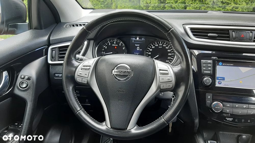 Nissan Qashqai 1.2 DIG-T N-Vision - 22
