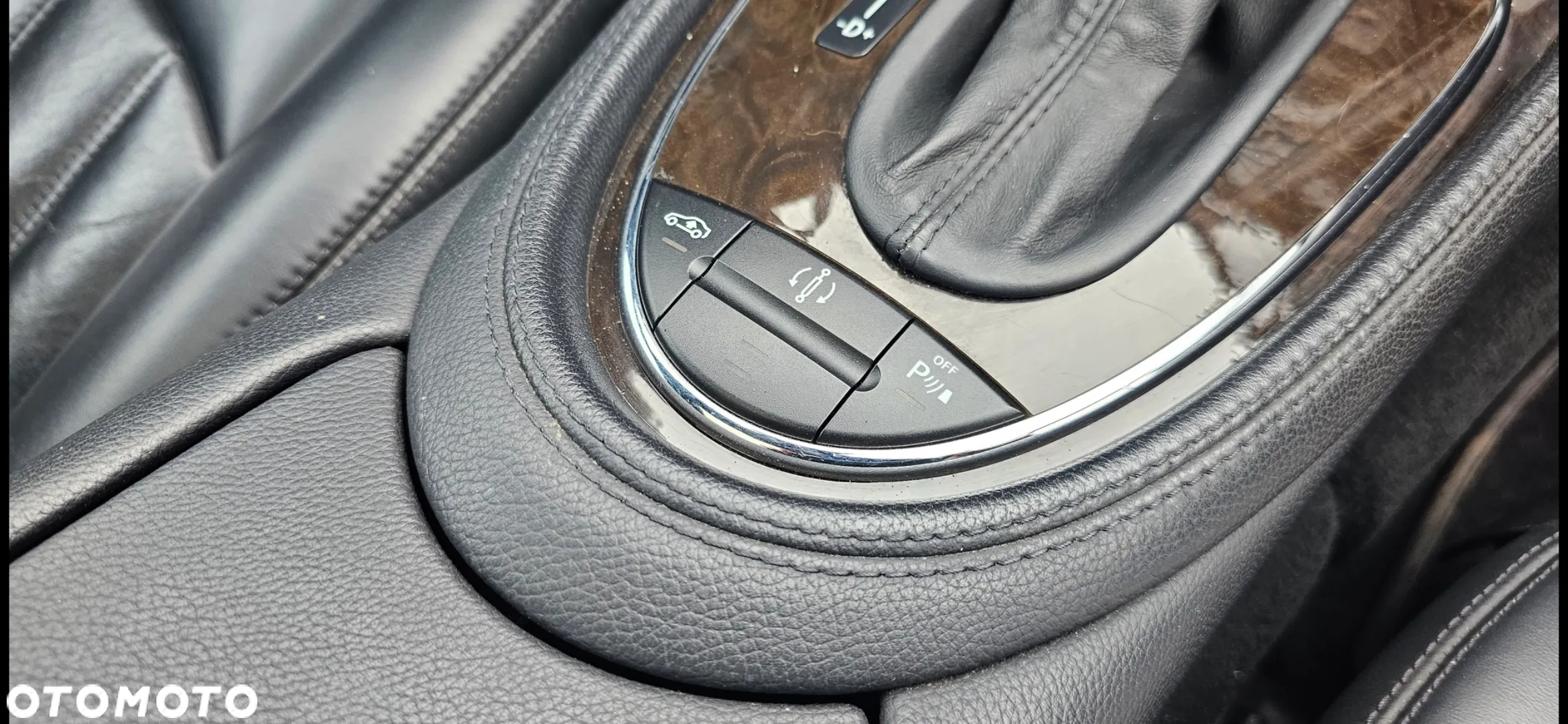 Mercedes-Benz CLS 350 CGI 7G-TRONIC Grand Edition - 22