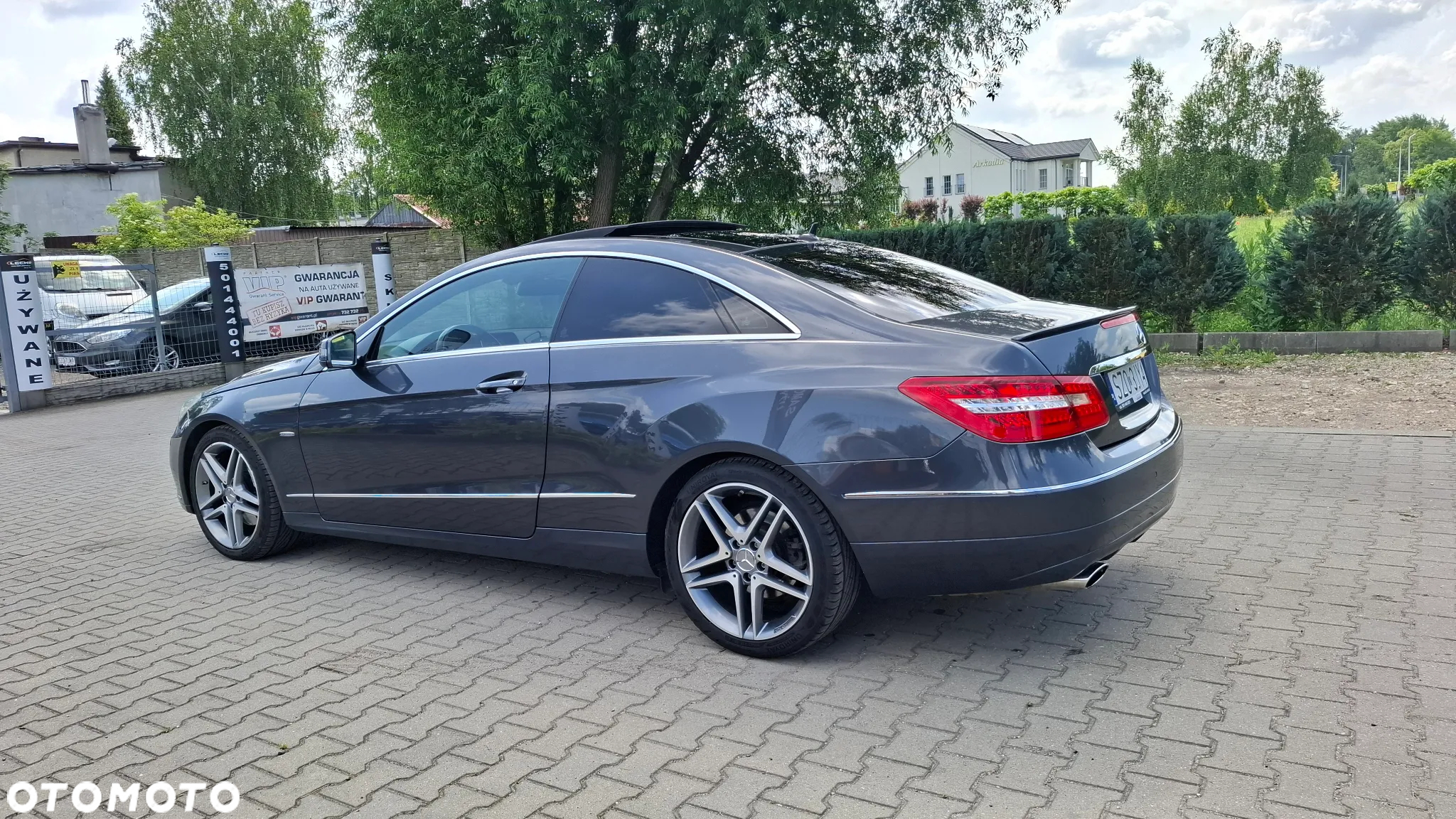 Mercedes-Benz Klasa E 250 CDI Coupe 7G-TRONIC - 8