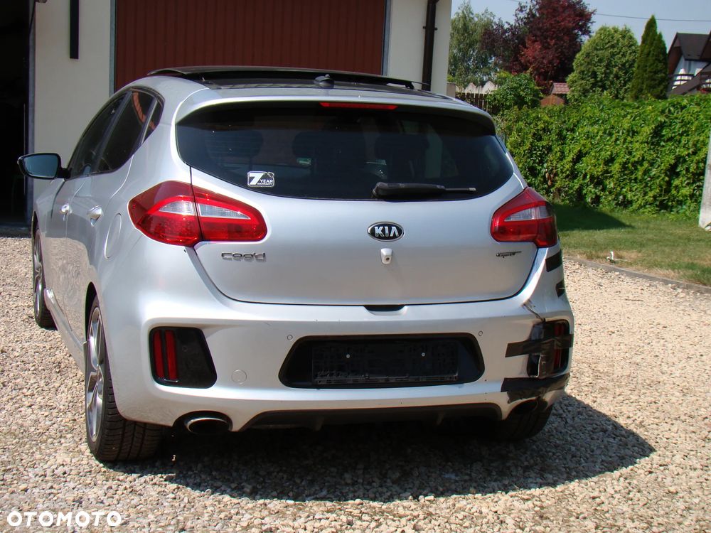 Kia Ceed 1.6 T-GDI GT - 8