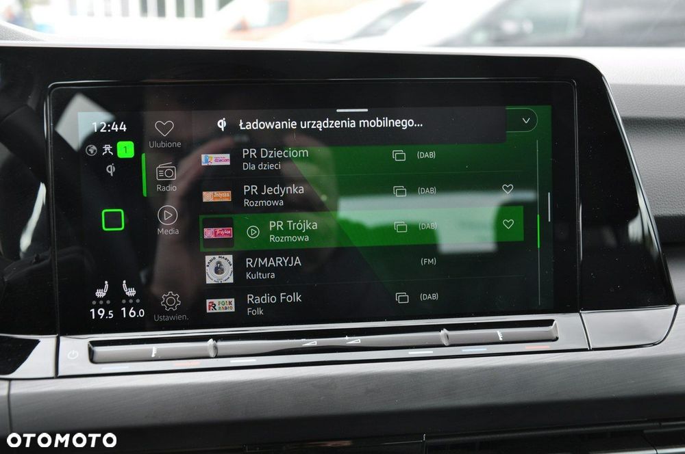 Volkswagen Golf - 21