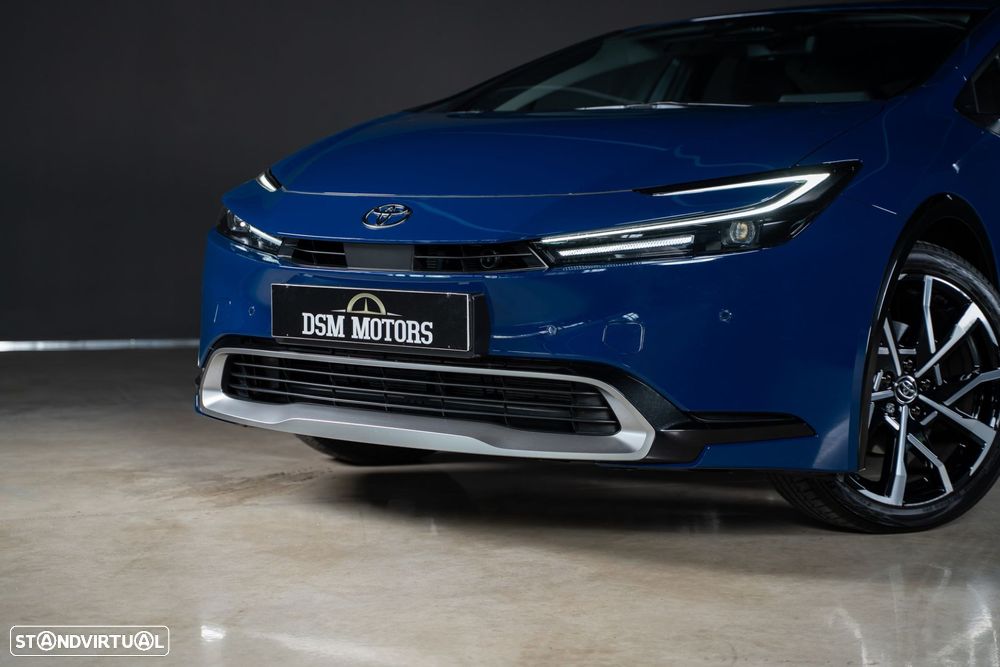 Toyota Prius 2.0 Plug-in Luxury - 5