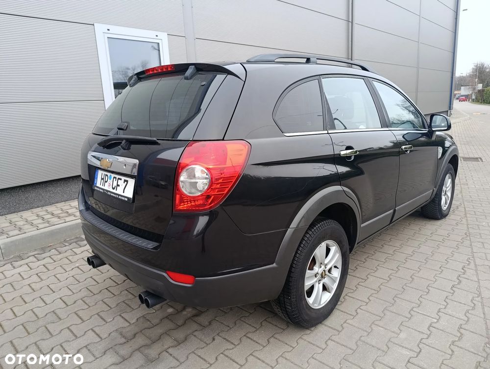 Chevrolet Captiva 2.4 2WD 7 Sitzer LS Family Edition - 23