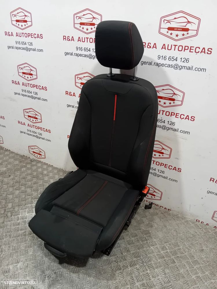 Conjunto de Bancos BMW Série 1 F20 em Tecido Original - 11
