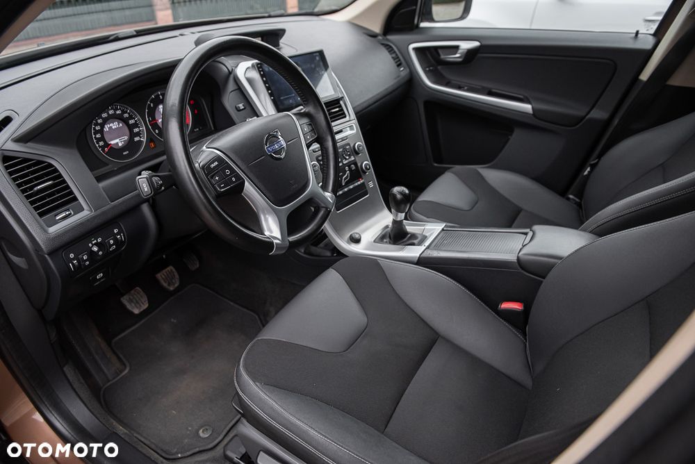 Volvo XC 60 2.4D DRIVe Summum - 15