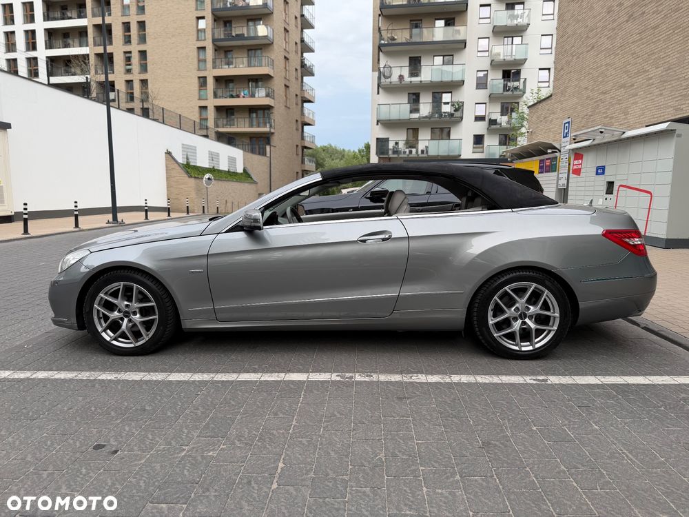 Mercedes-Benz Klasa E - 32