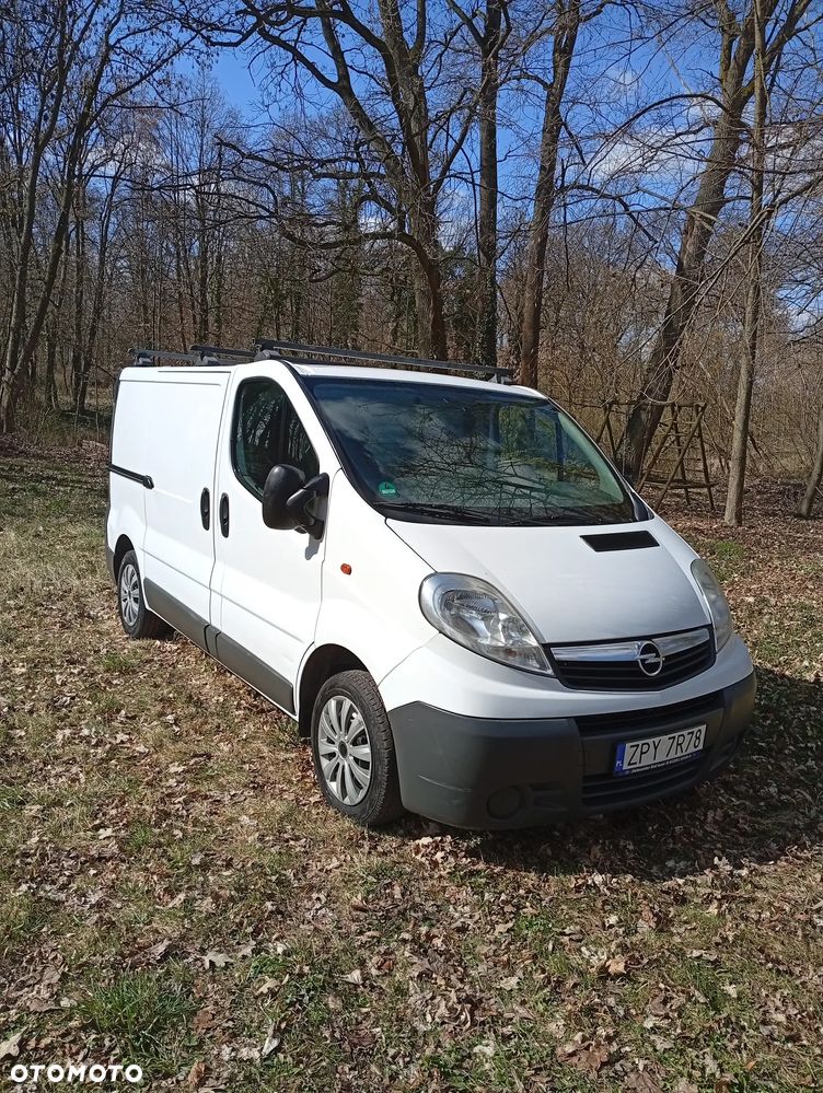 Opel Vivaro - 2
