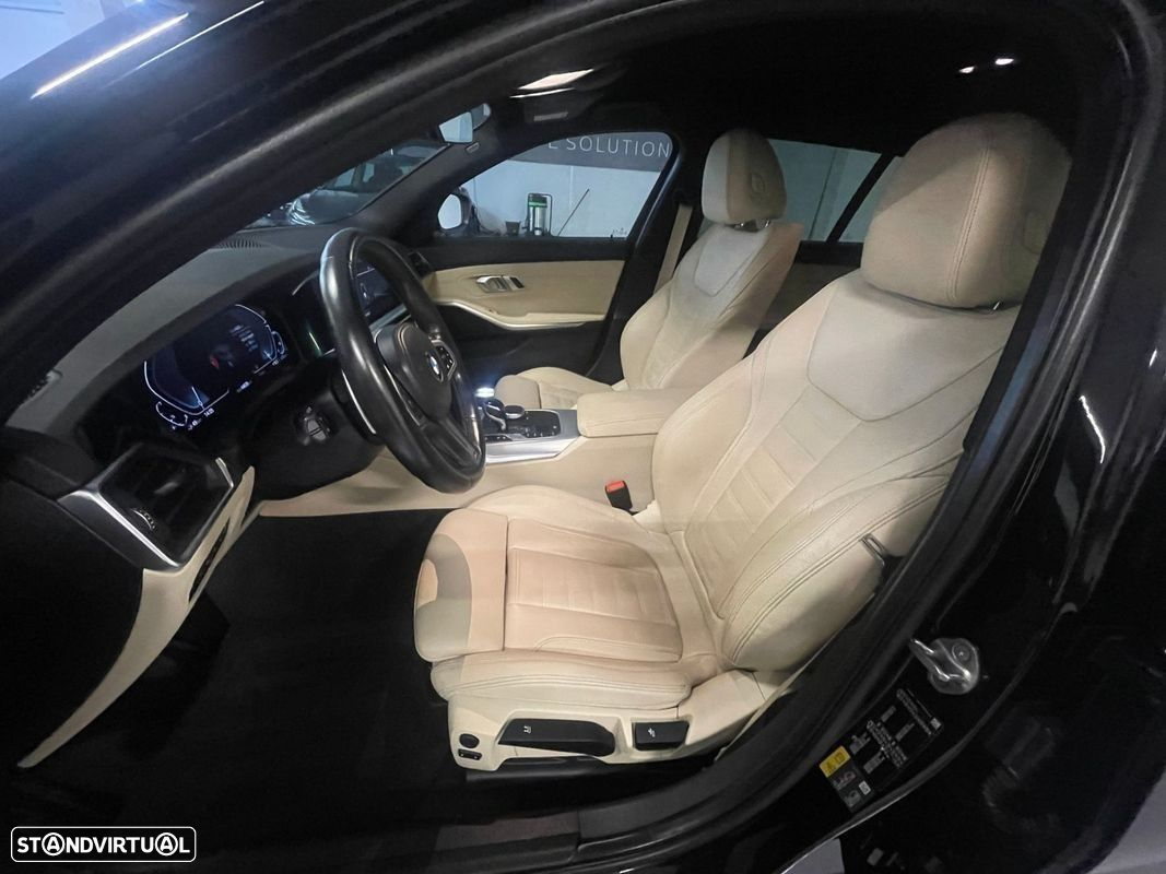 BMW 330 e Touring Pack M Auto - 27