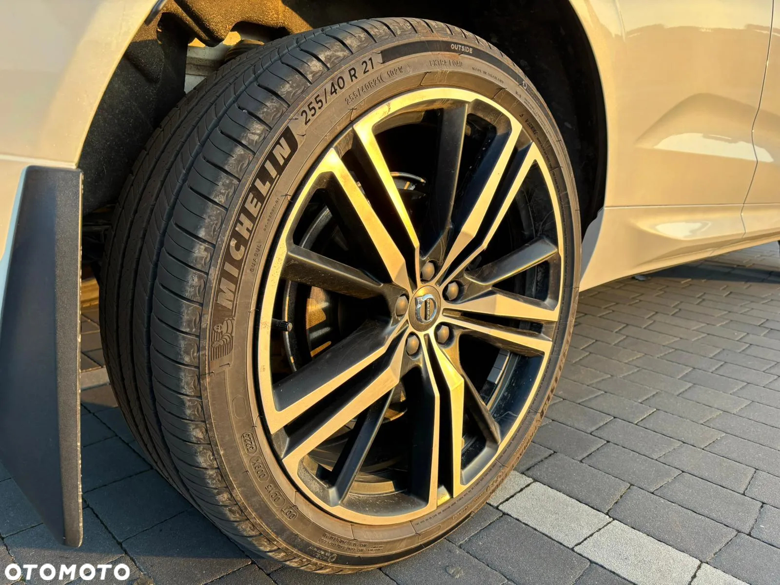 Volvo XC 60 T6 AWD Geartronic RDesign - 34