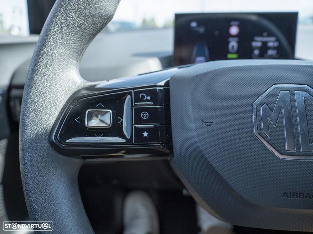 MG MG4 51 kWh Standard - 32