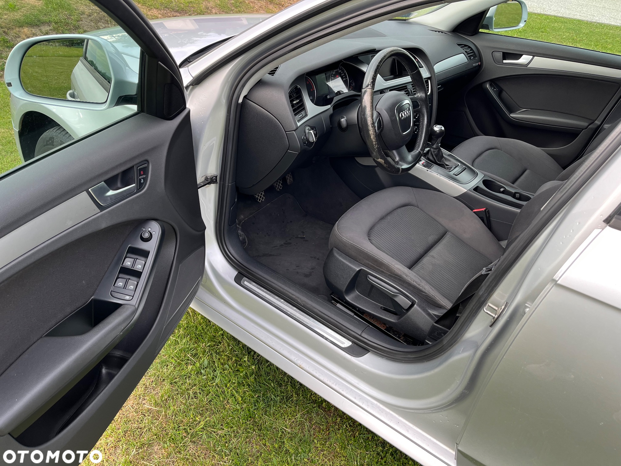 Audi A4 Avant 2.0 TDI - 8