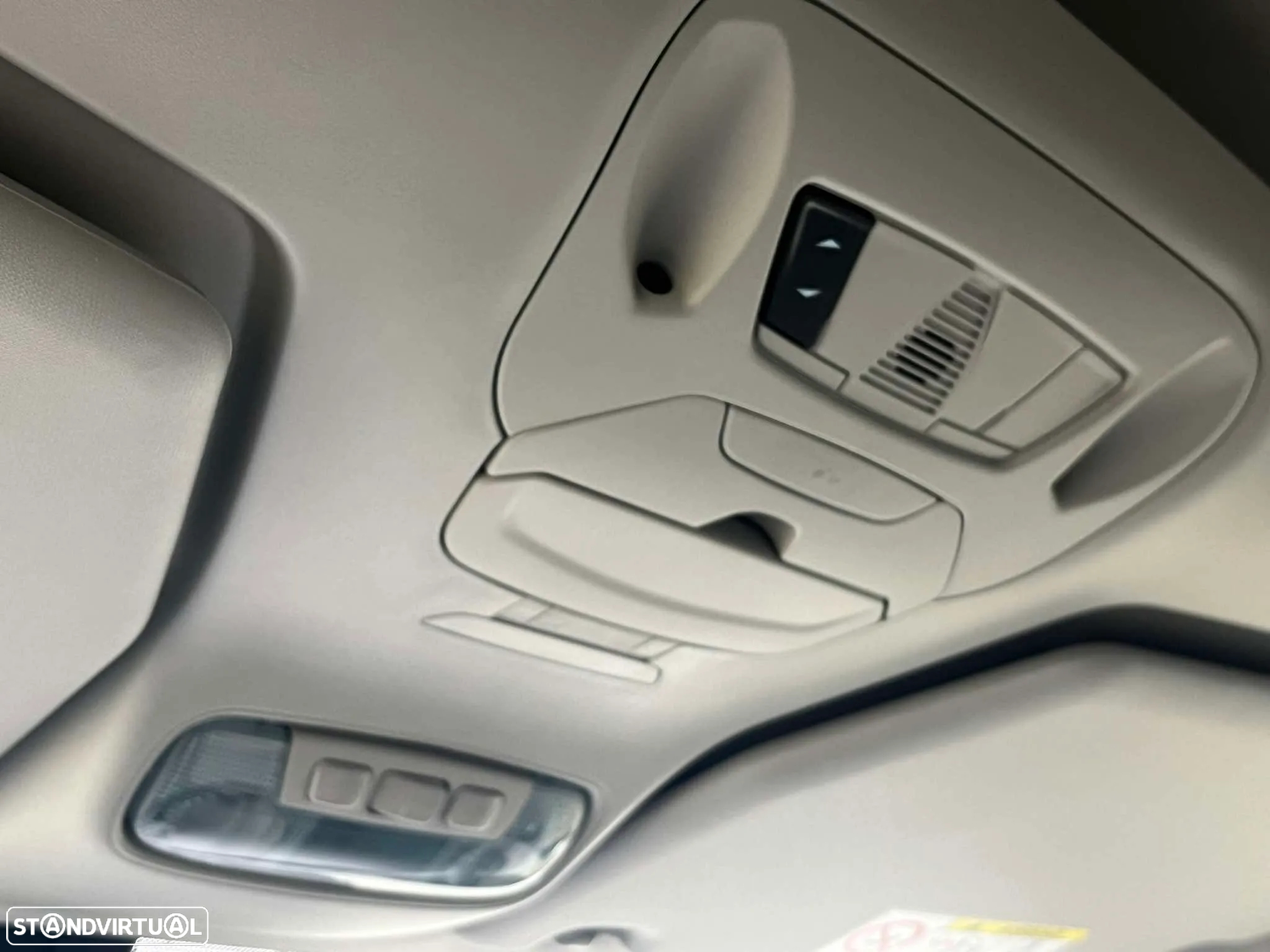 Ford Tourneo Connect Grand 1.5 TDCi Titanium - 35