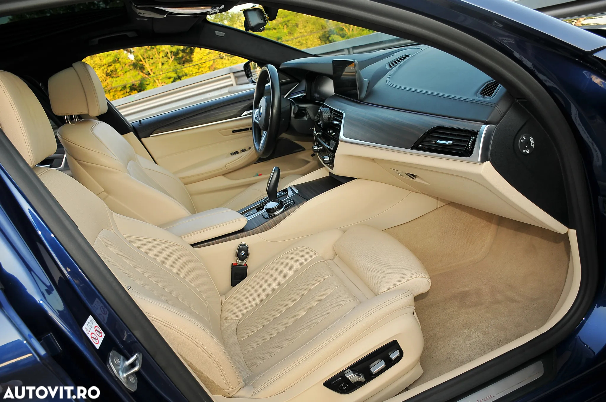 BMW Seria 5 530e xDrive AT PHEV - 4