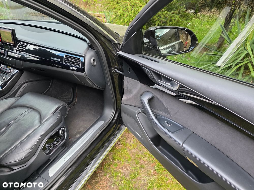 Audi A8 4.2 TDI DPF quattro tiptronic - 25