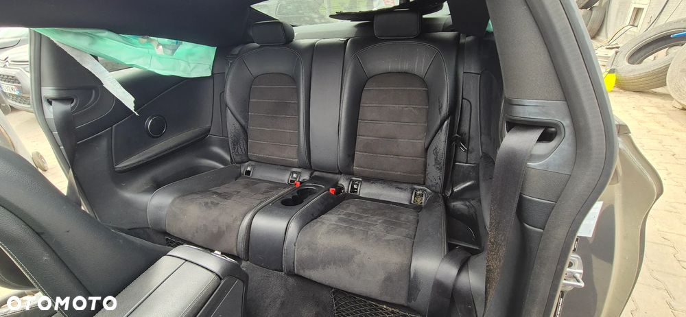 Mercedes-Benz Klasa C 220 d 9G-TRONIC - 30