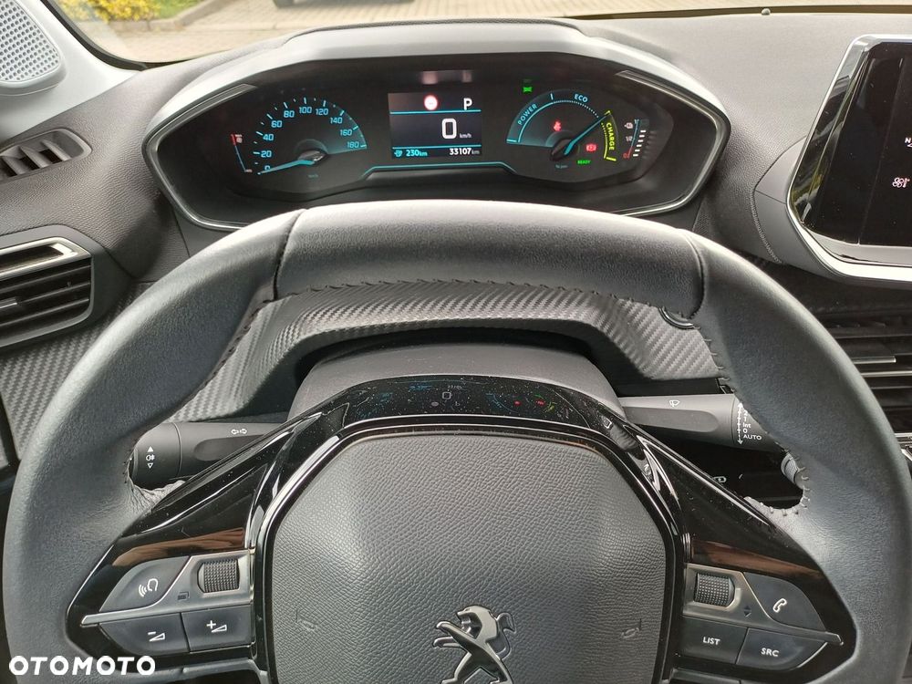 Peugeot 208 - 22