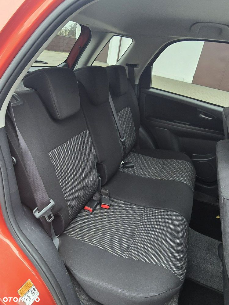 Suzuki SX4 - 19