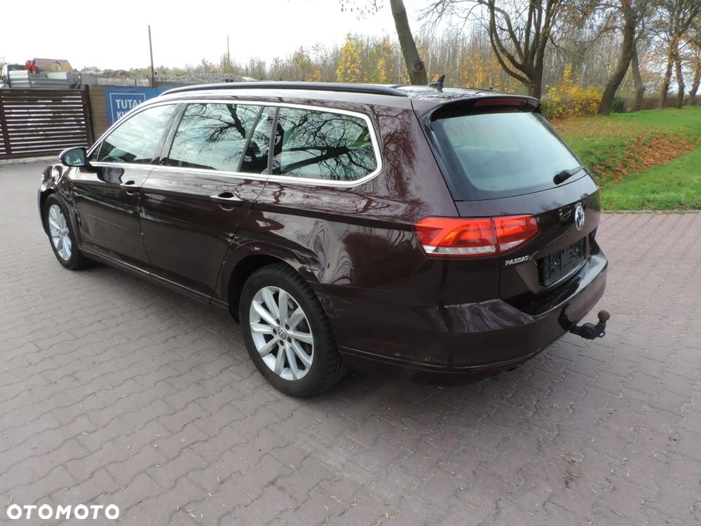 Volkswagen Passat 2.0 TDI SCR (BlueMotion Technology) Comfortline - 29