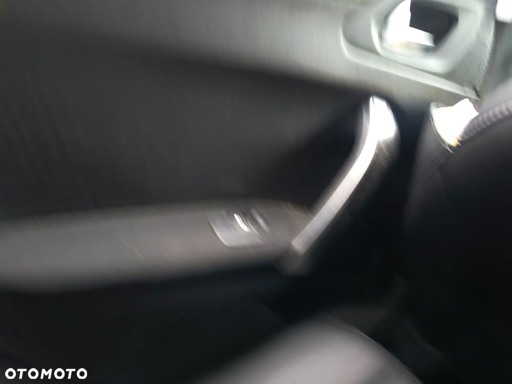 Peugeot 2008 1.2 Pure Tech Crossway S&S EAT6 - 9