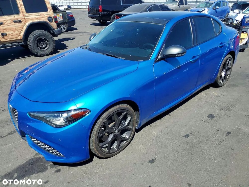 Alfa Romeo Giulia 2.0 Turbo 16V AT8-Q4 Ti - 2