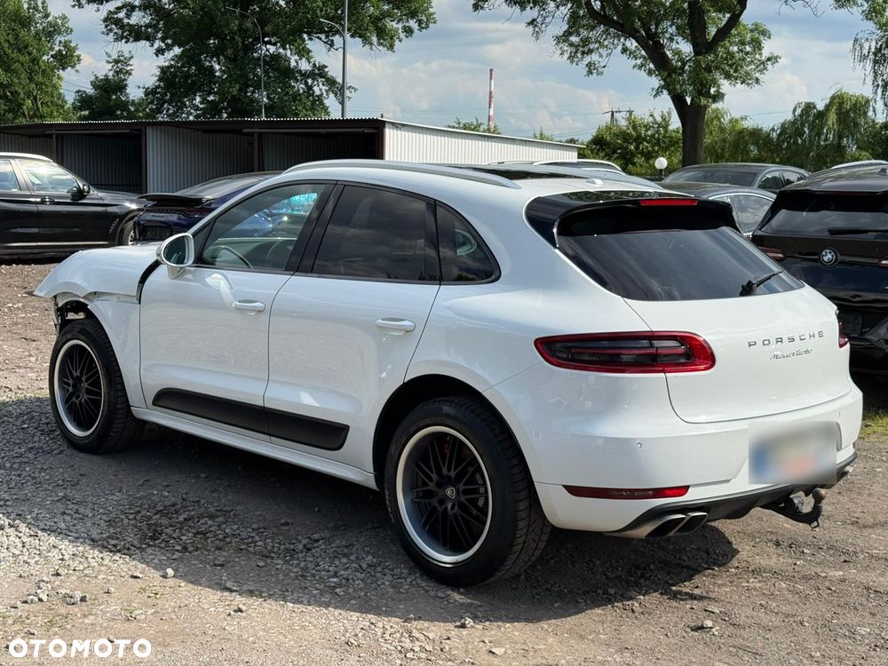 Porsche Macan Turbo PDK - 4