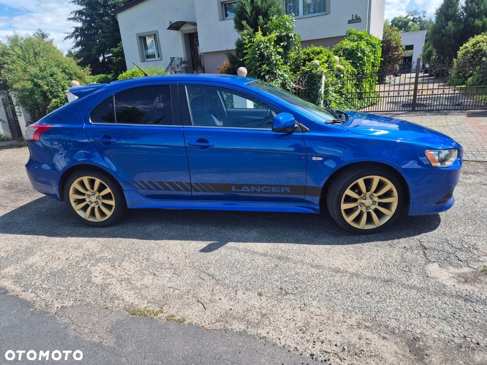 Mitsubishi Lancer 1.8 Intense - 14