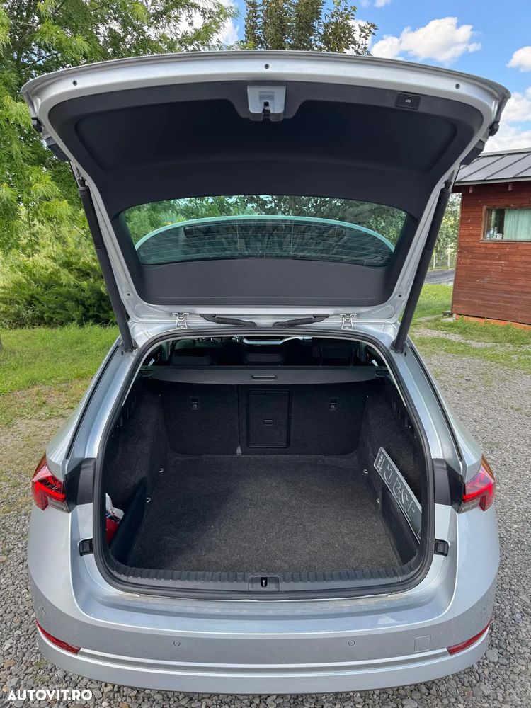 Skoda Octavia 2.0 TDI DSG Ambition - 11