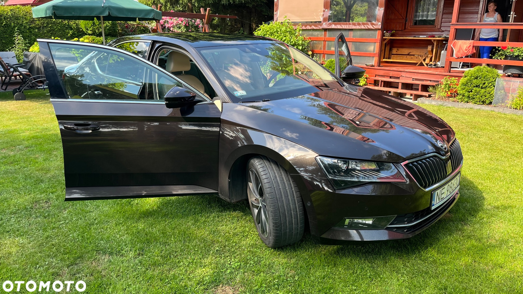 Skoda Superb 1.8 TSI L&K DSG - 2
