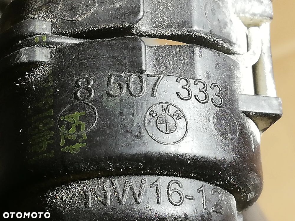 przewód wody BMW e90 2.0d 8507333 - 2