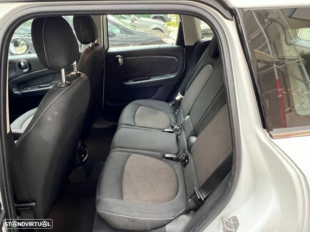 MINI Countryman Cooper SE ALL4 Auto - 25