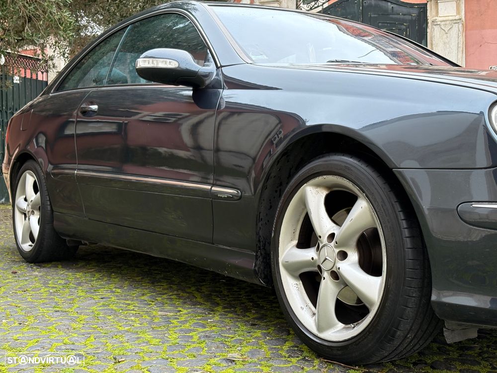 Mercedes-Benz CLK 200 Avantgarde - 25