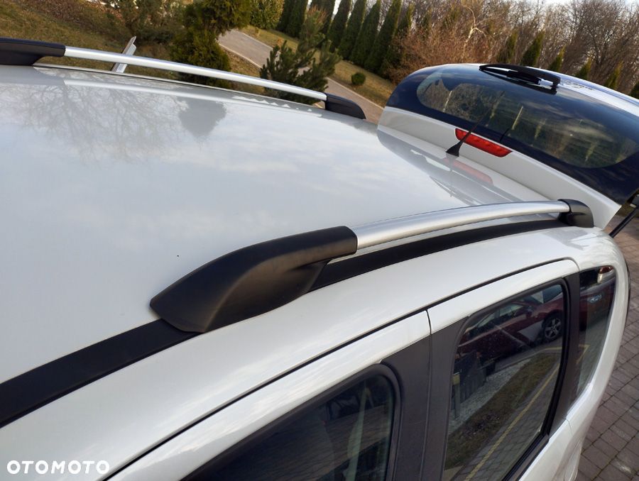 Citroën C3 Picasso VTi 95 Color Selektion - 18