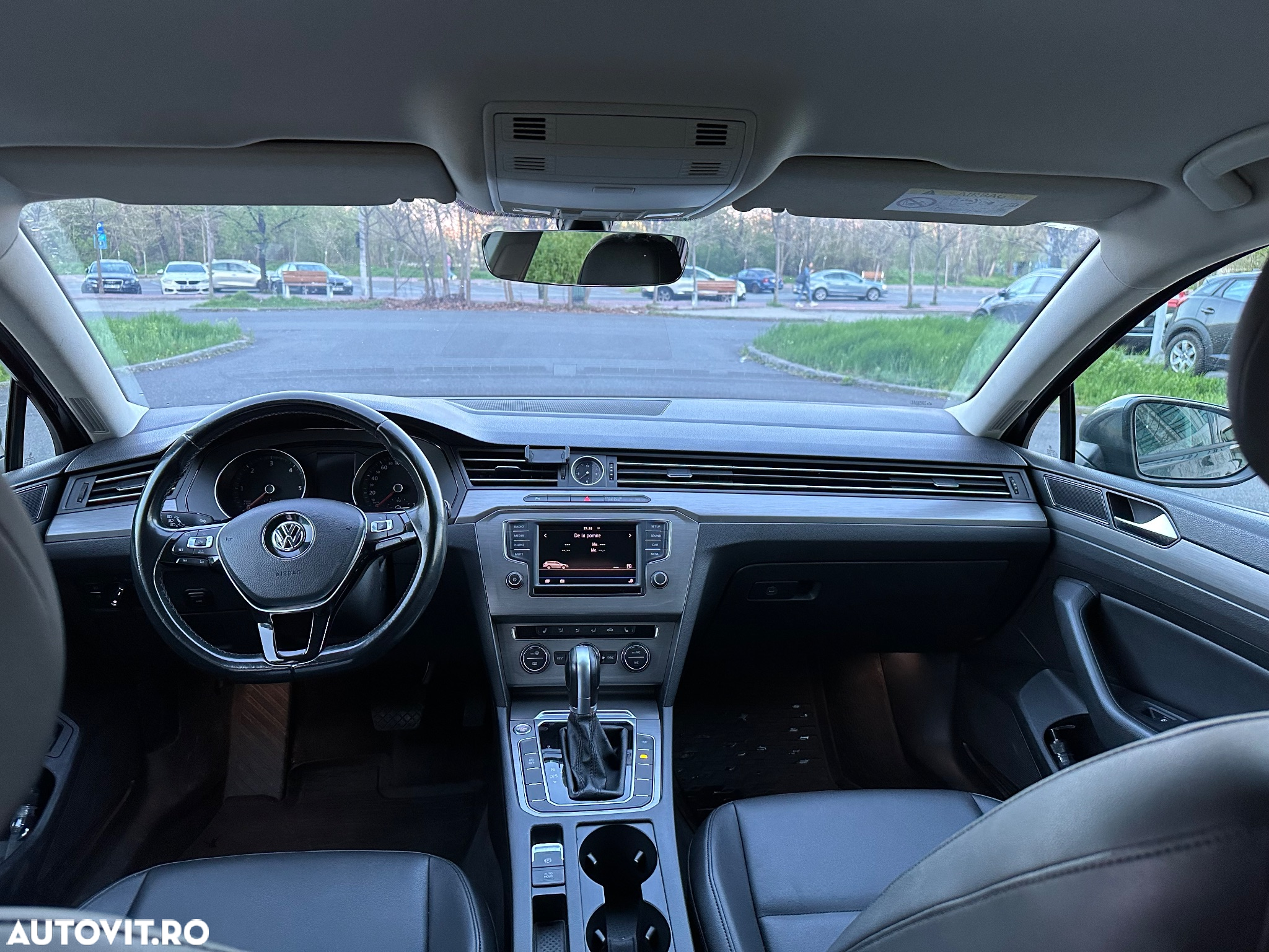 Volkswagen Passat 2.0 TDI (BlueMotion Technology) DSG Comfortline - 12