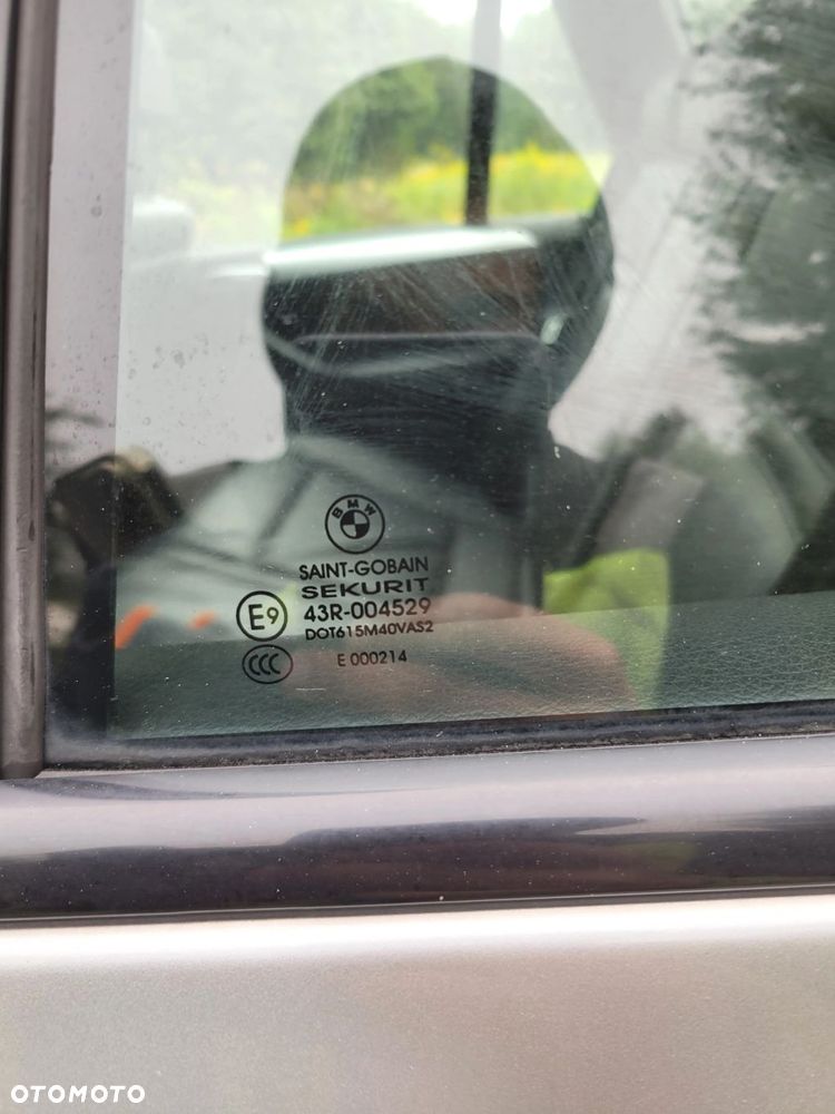 SZYBA DRZWI LEWY TYŁ TYLNA TRÓJKĄT BMW X5 E70 - 2