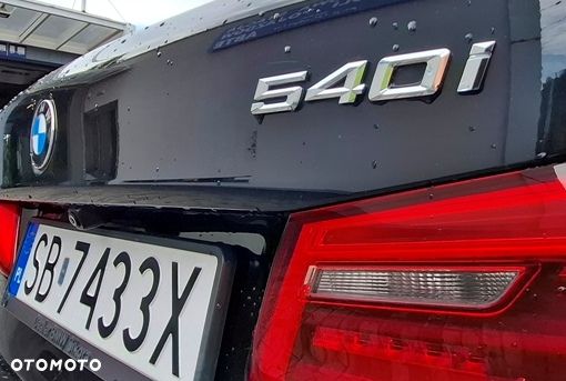 BMW Seria 5 540i GPF xDrive - 38