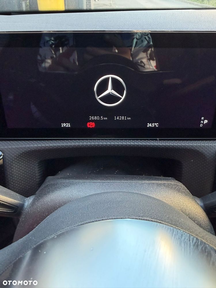 Mercedes-Benz CLA 200 7G-DCT - 7