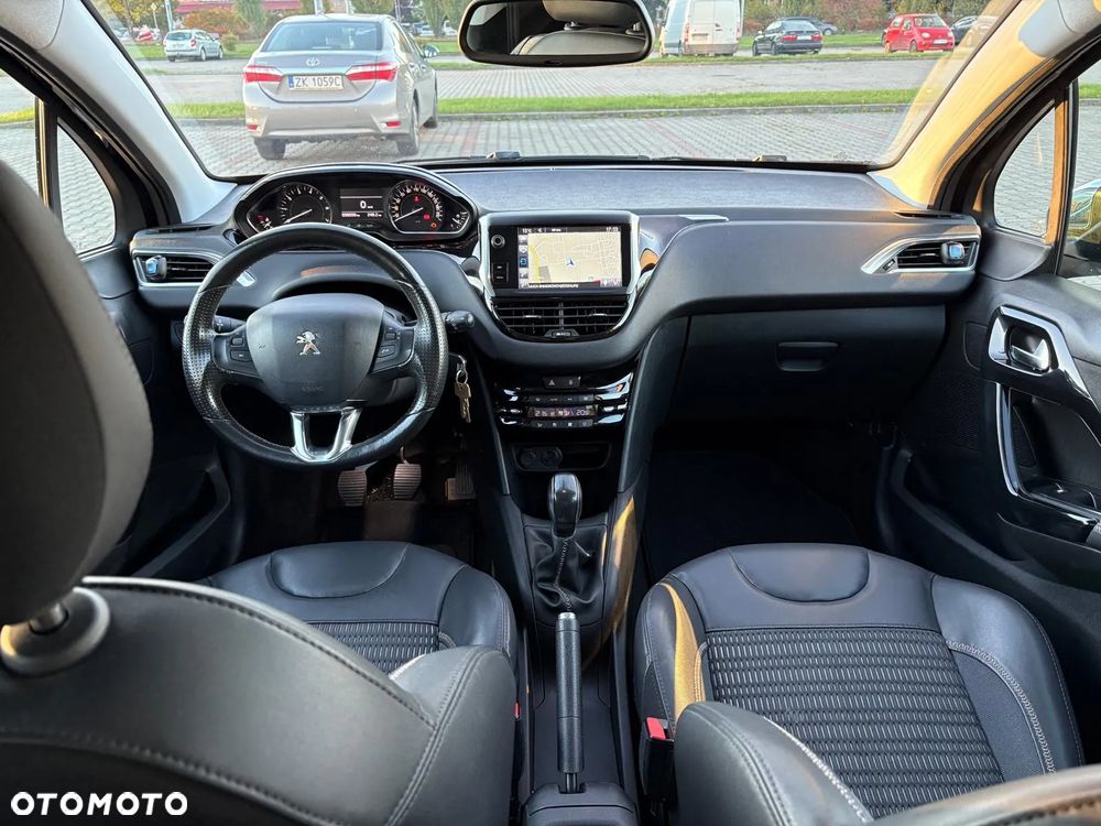 Peugeot 208 82 VTI Allure - 15