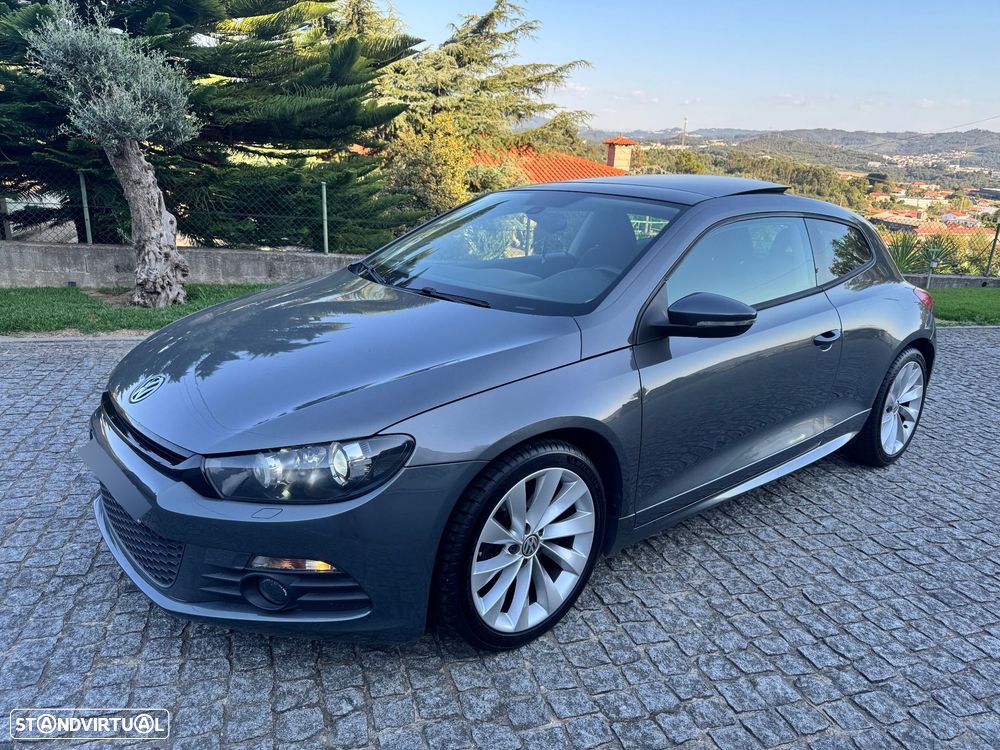 VW Scirocco 2.0 TDI GTD DSG - 1