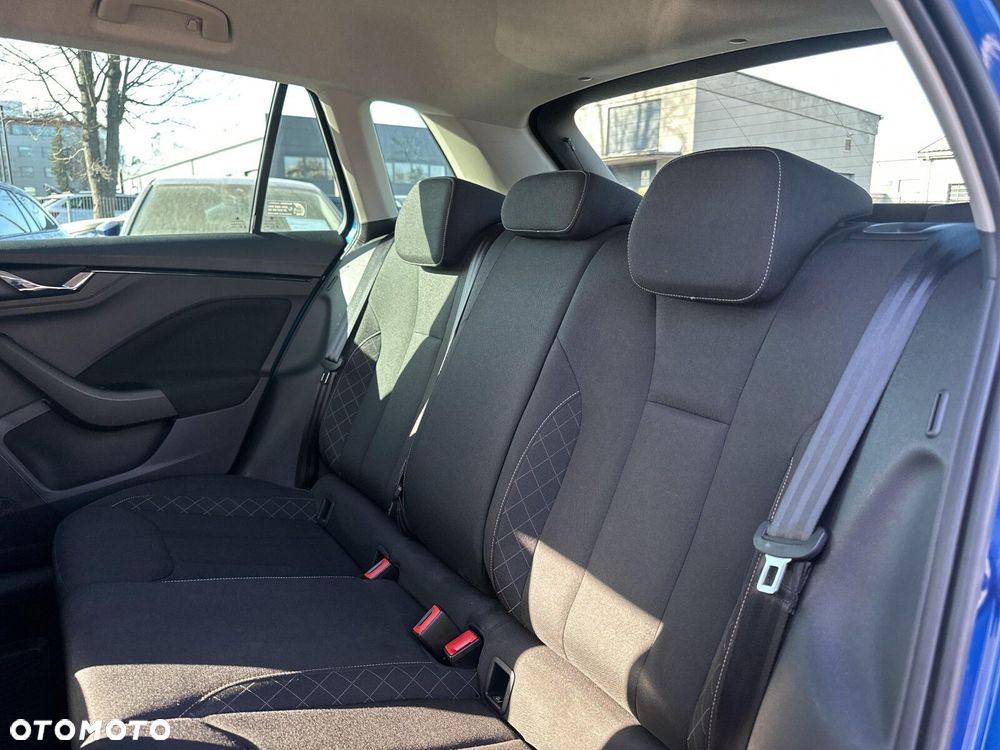 Skoda Kamiq 1.0 TSI Ambition DSG - 31